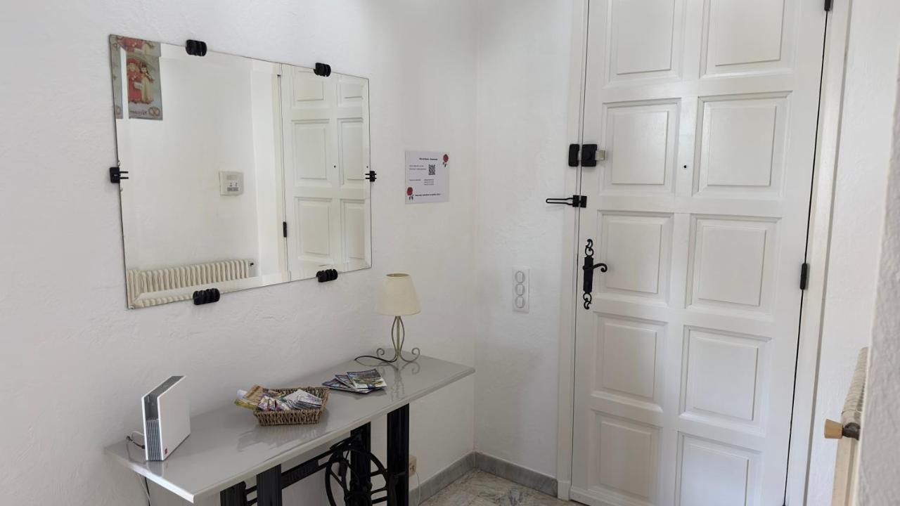 Villa Entiere Au Calme Dans Village Provencal Peymeinade Bagian luar foto