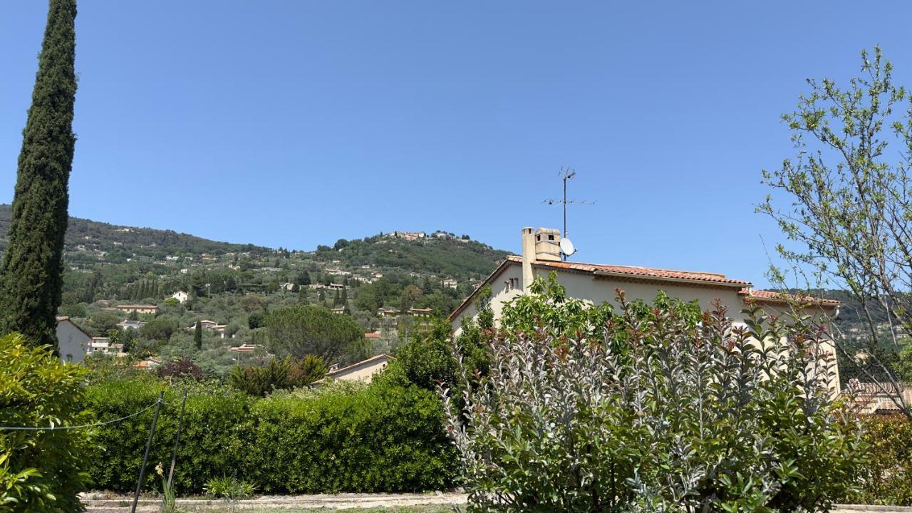 Villa Entiere Au Calme Dans Village Provencal Peymeinade Bagian luar foto